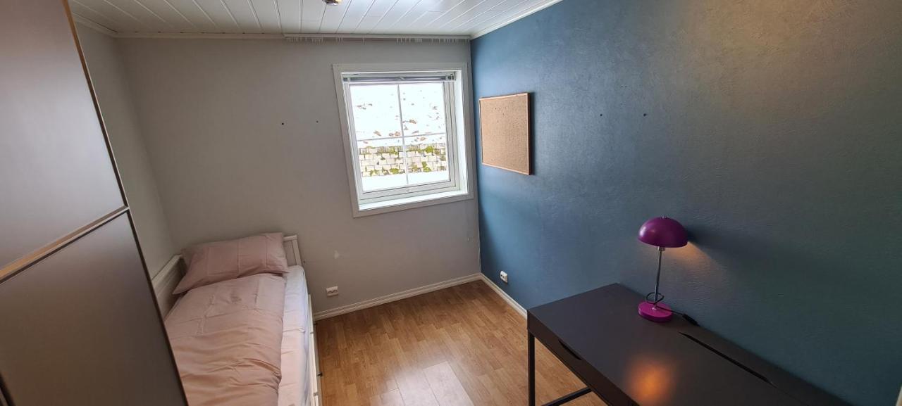 Cheerful 4-Bedroom Home With Fireplace, 1,5Km From Flam Center Aurland Extérieur photo